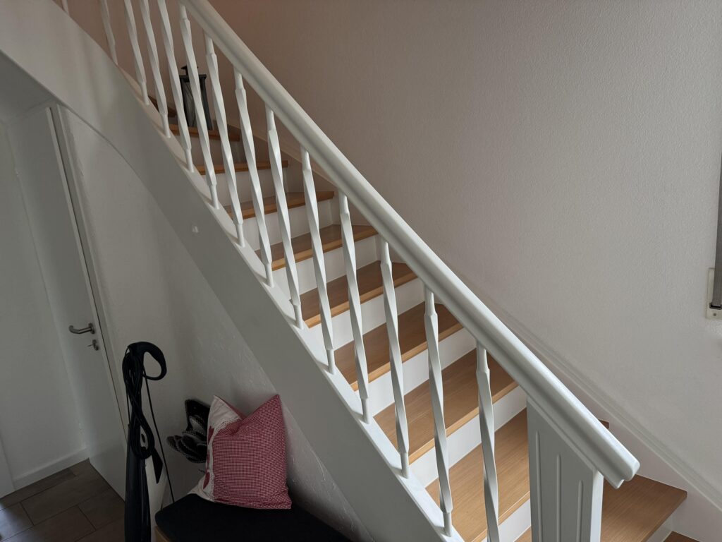 Buche Treppe schleifen